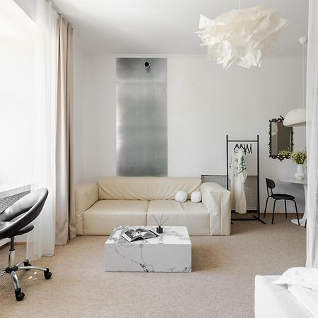 Netflix And Chill Apartment ลวีฟ ภายนอก รูปภาพ